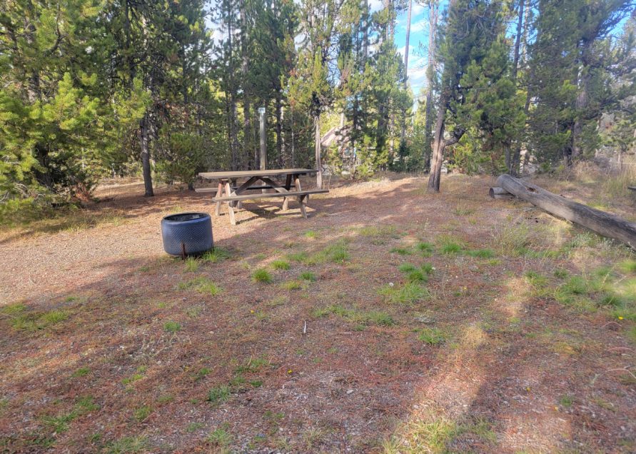 O12 Overflow Dry Camping Hebgen Lake